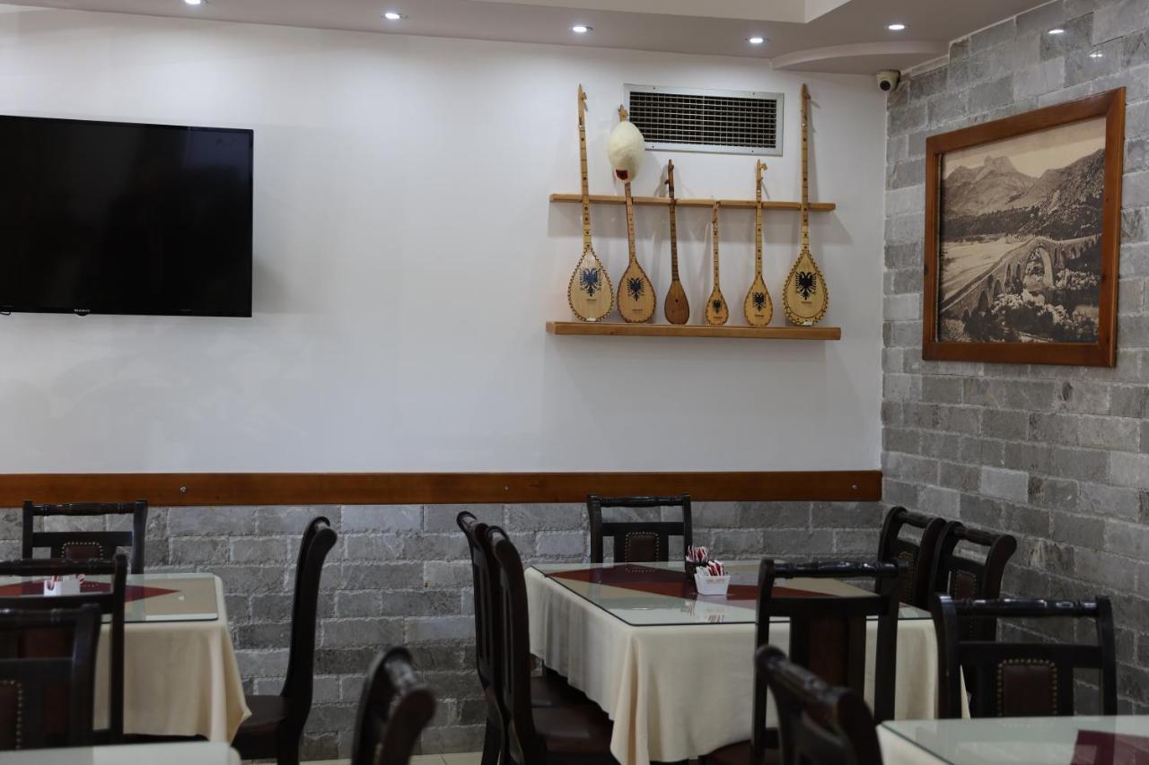 Hotel Kalaja Boks Luaran gambar