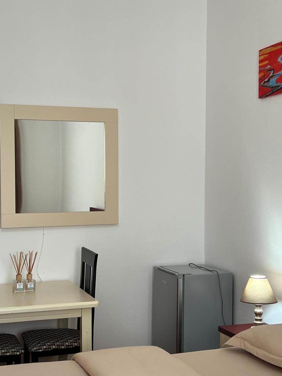 Hotel Kalaja Boks Luaran gambar